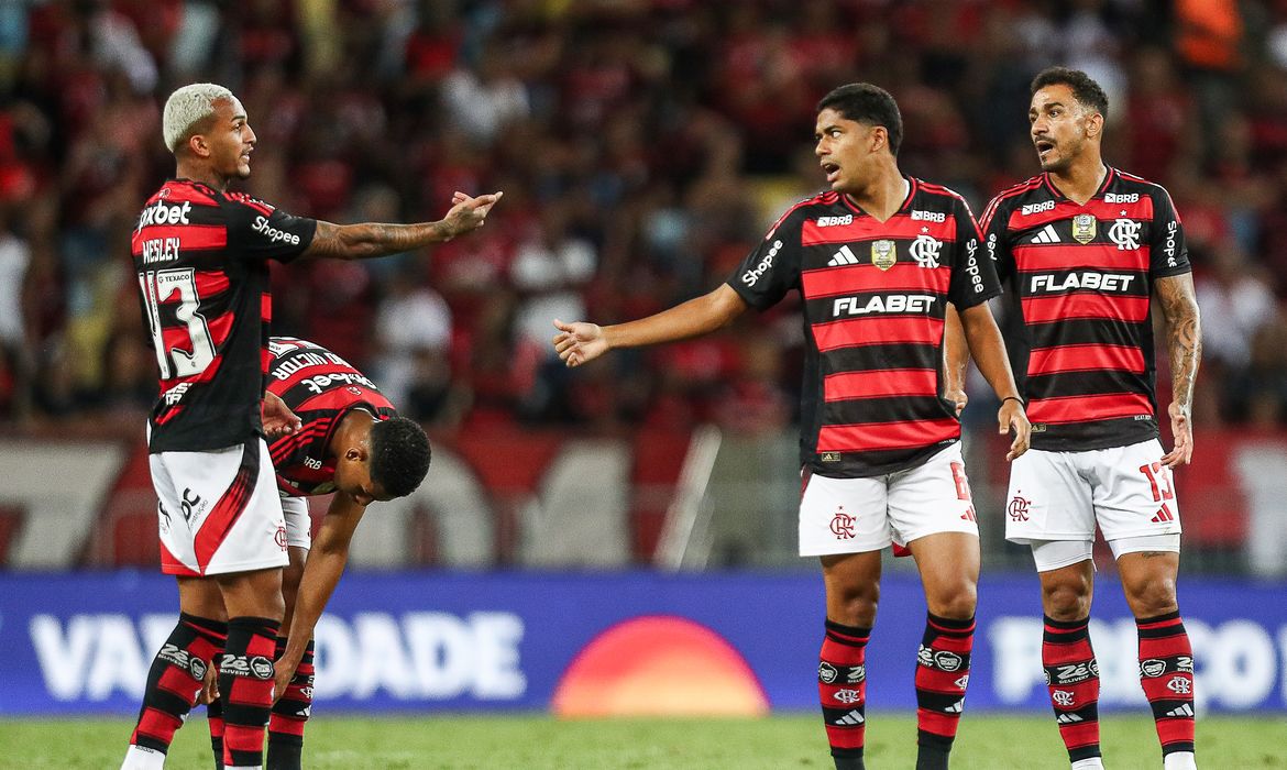 iZap Softworks - Rádio Nacional transmite clássicos do Brasileirão no fim de semana