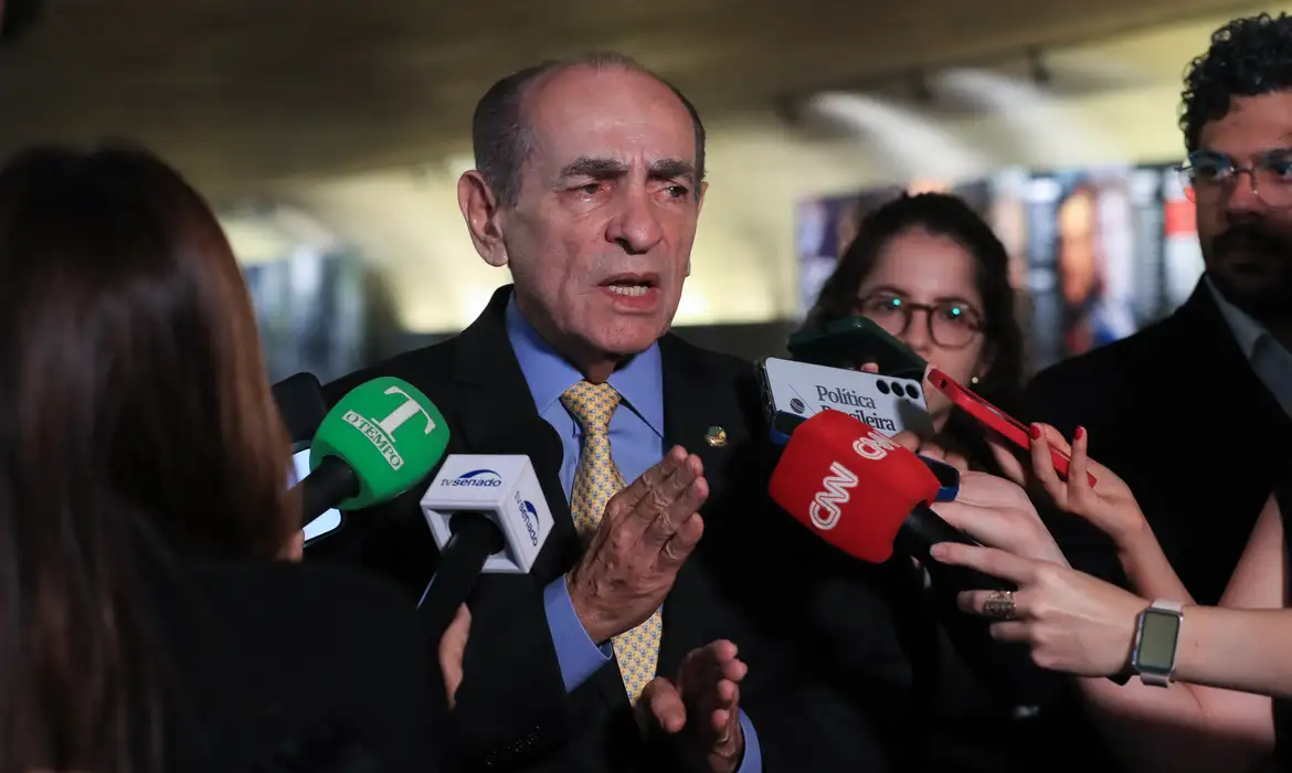 iZap Softworks - CCJ do Senado aprova fim da reeleição para cargos do Executivo