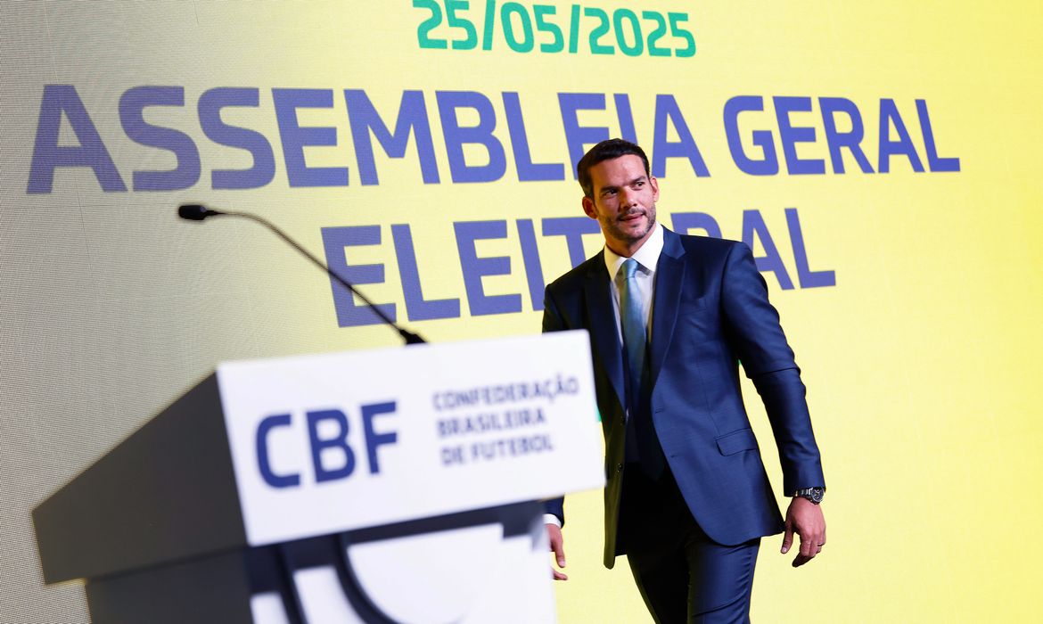iZap Softworks - Candidato único, Samir Xaud é eleito presidente da CBF