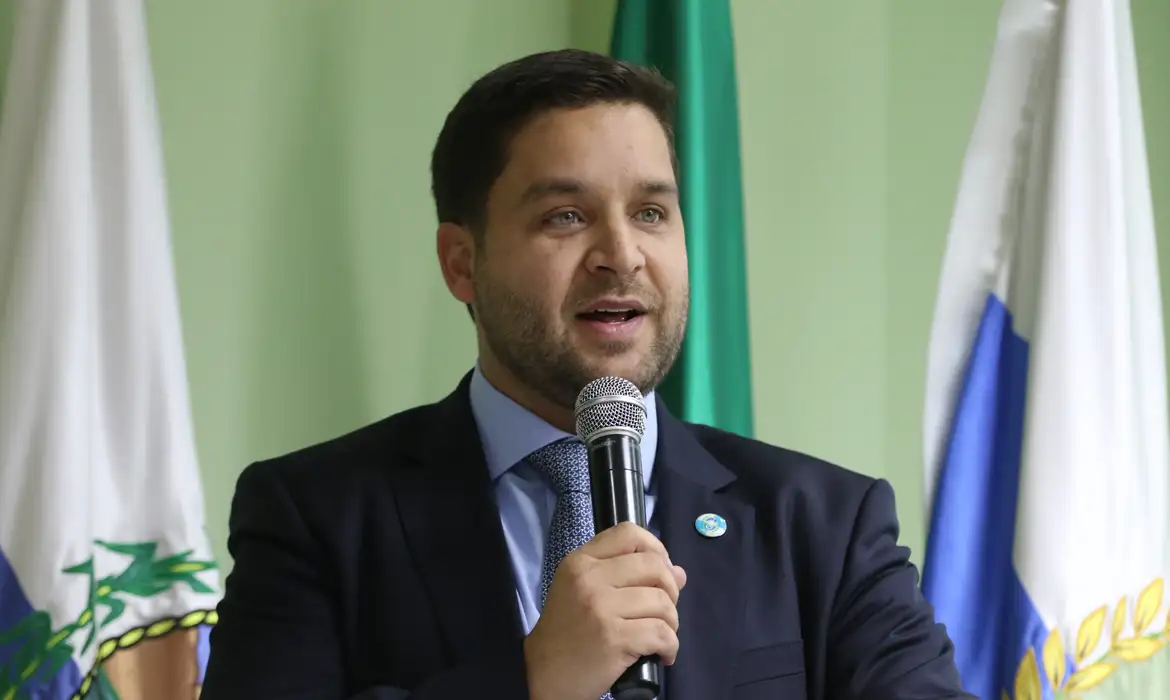 iZap Softworks - Vice-governador do Rio deixa cargo para assumir vaga no TCE